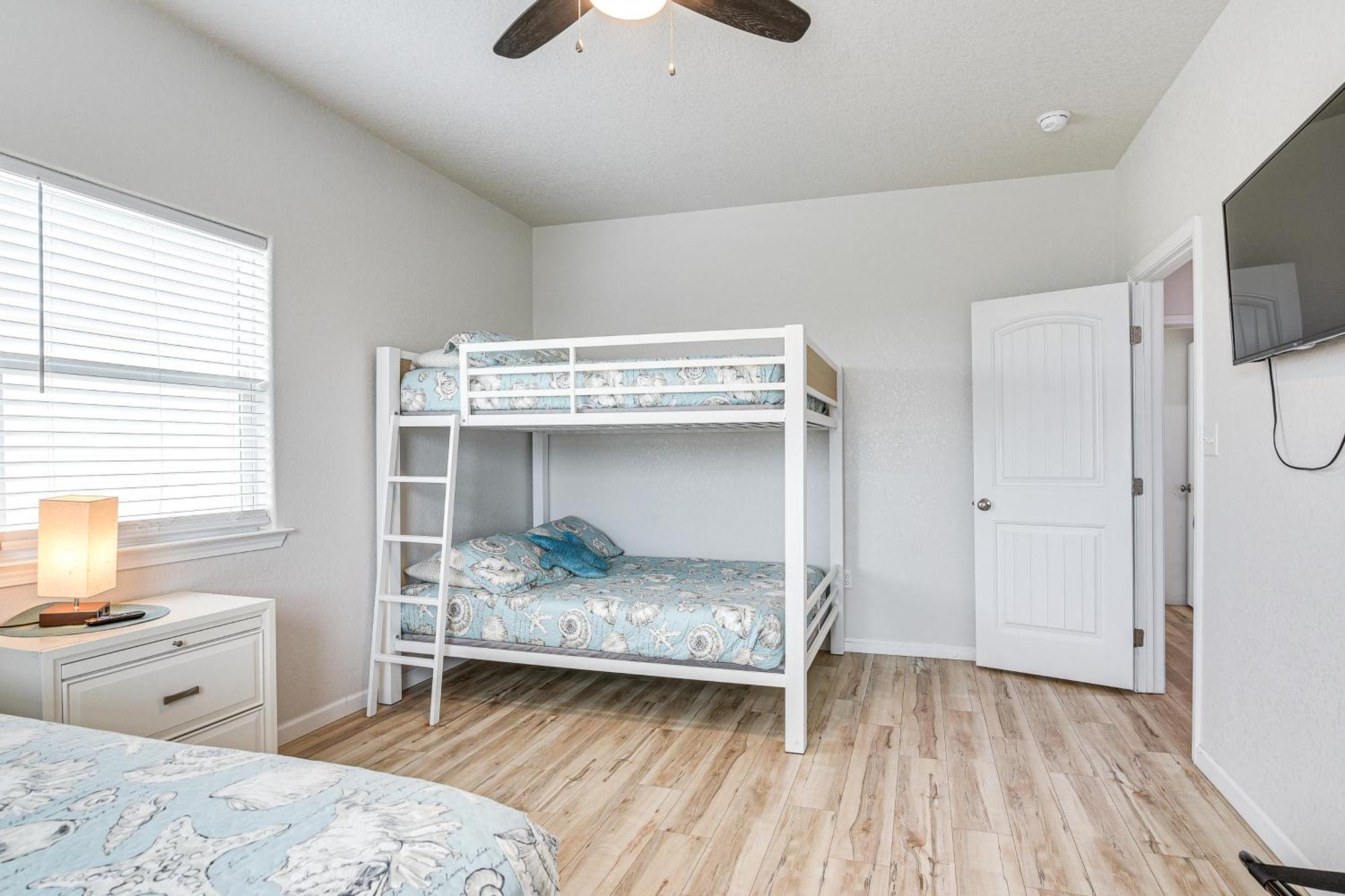Beachfront Texas Retreat - 2 Decks, Patio And Views! Surfside Beach Exteriér fotografie
