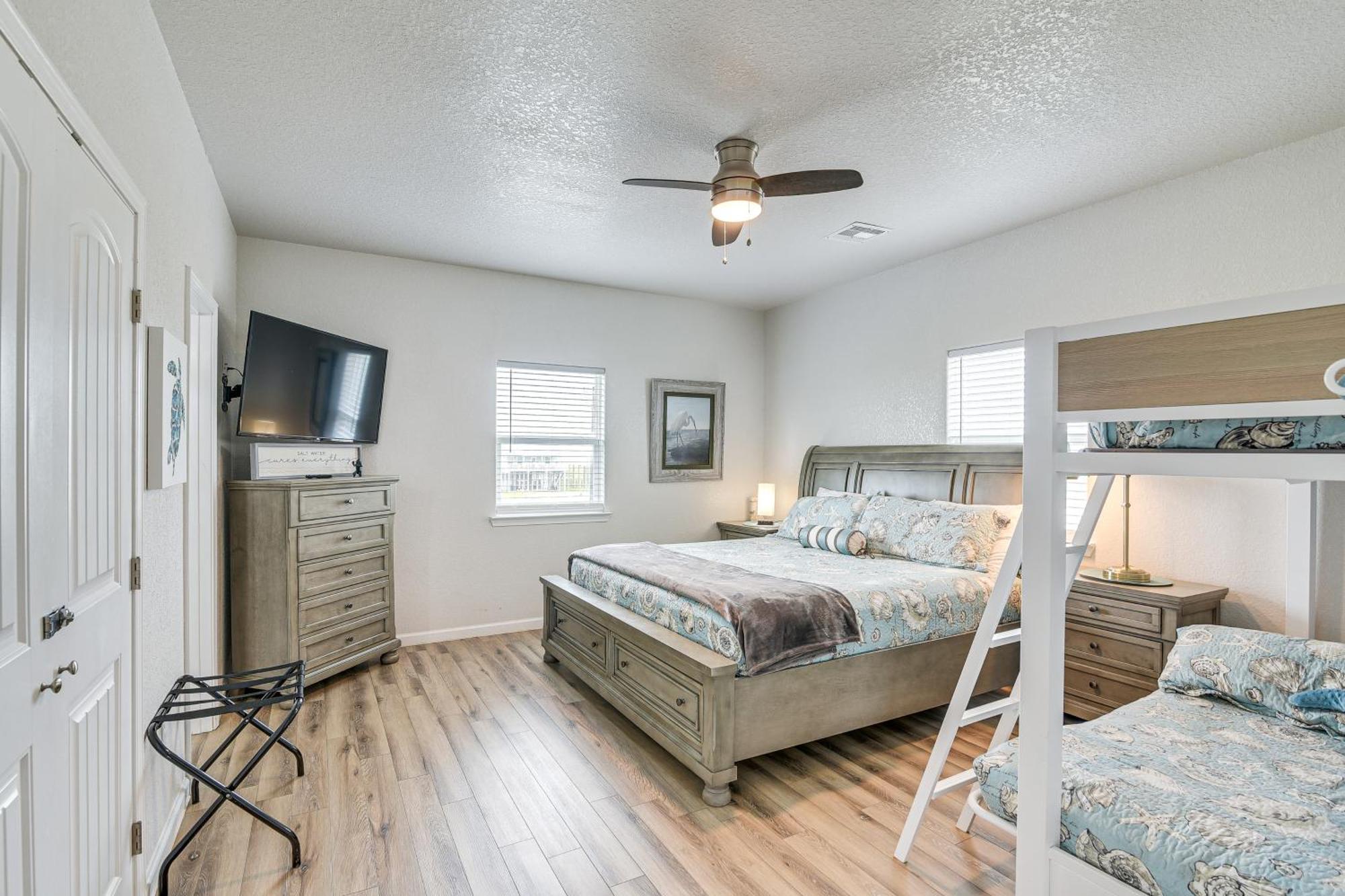 Beachfront Texas Retreat - 2 Decks, Patio And Views! Surfside Beach Exteriér fotografie